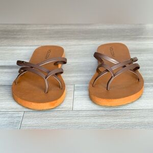 Volcom Women's Strappy Sandals Size 9  (No Inside Tag)